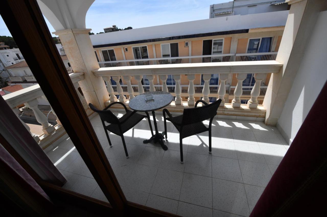 Aparthotel Vista Sol 칼라 라트자다 외부 사진