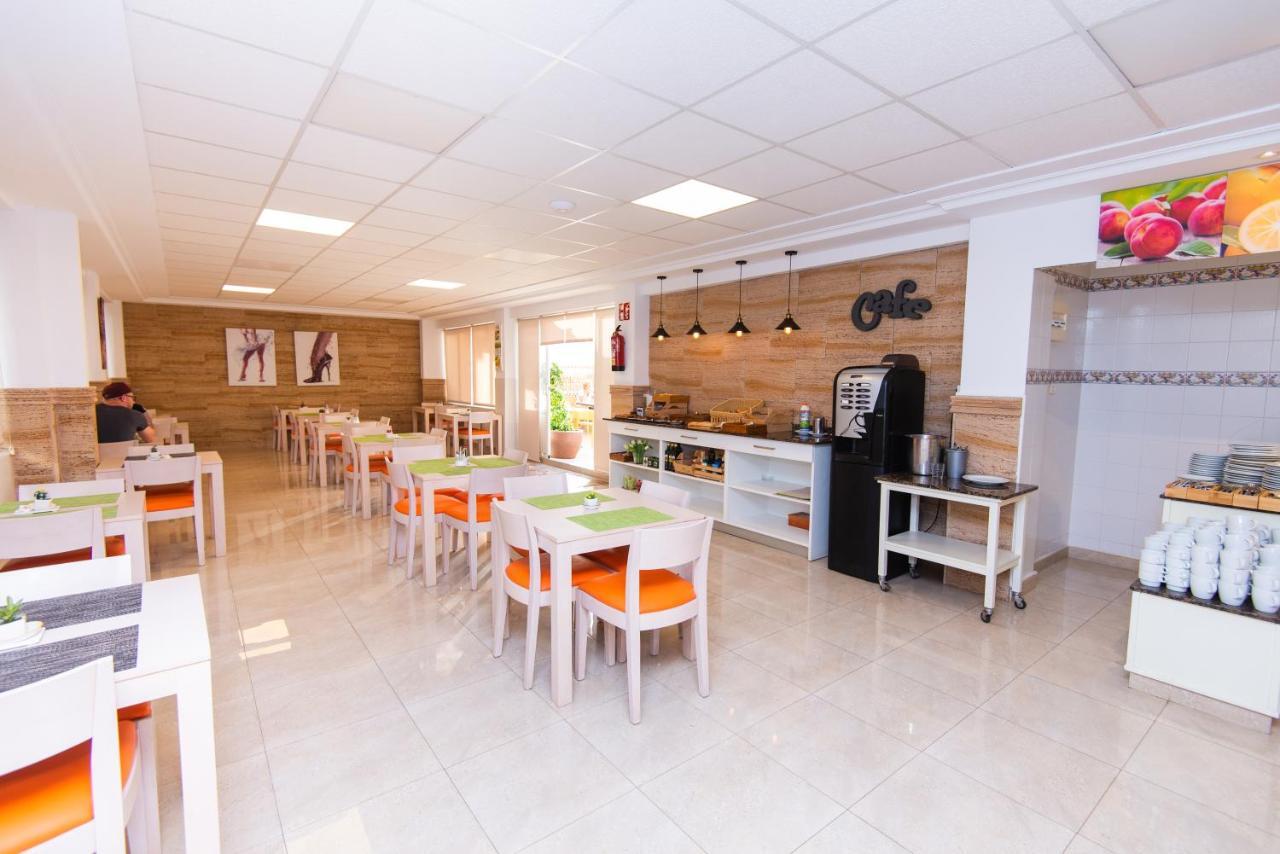 Aparthotel Vista Sol 칼라 라트자다 외부 사진
